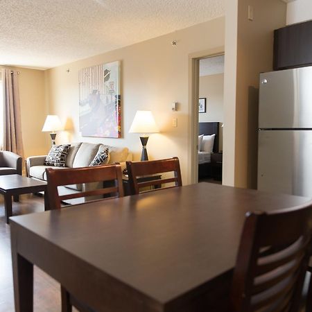 Capital Suites Yellowknife Esterno foto