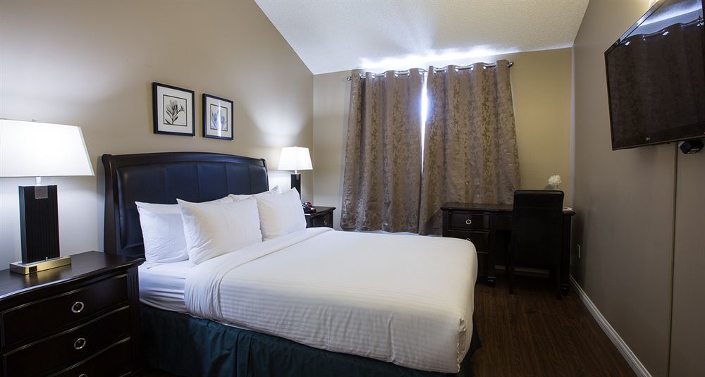 Capital Suites Yellowknife Esterno foto