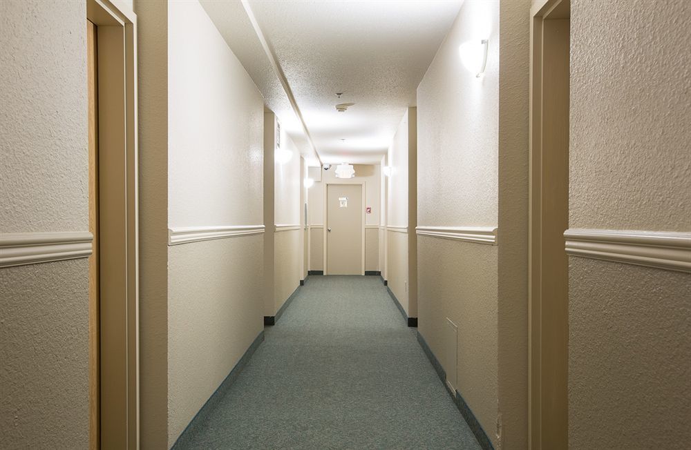 Capital Suites Yellowknife Esterno foto